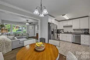 2213 Lanier Ave, Charlotte, NC 28205 - Photo 9