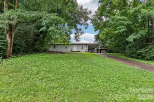 24 Bryson St, Waynesville, NC 28786 - Photo 5