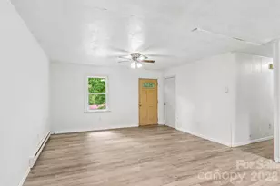 24 Bryson St, Waynesville, NC 28786 - Photo 7