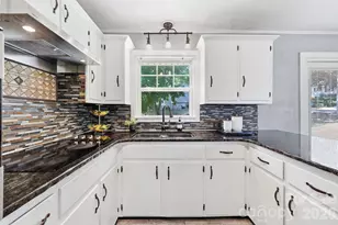 1300 Montgomery Ave, Albemarle, NC 28001 - Photo 25
