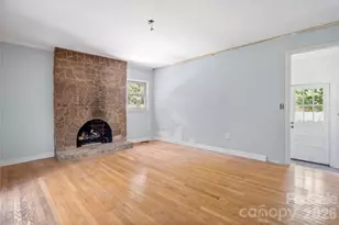 1433 Niagara Cir, Charlotte, NC 28214 - Photo 13