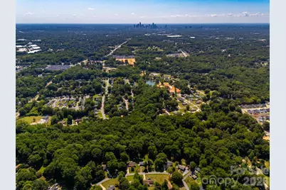 1433 Niagara Circle, Charlotte, NC 28214 - Photo 9