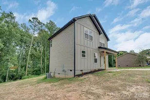 502 N Pine St, Cherryville, NC 28021 - Photo 27