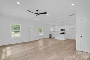 502 N Pine St, Cherryville, NC 28021 - Photo 5