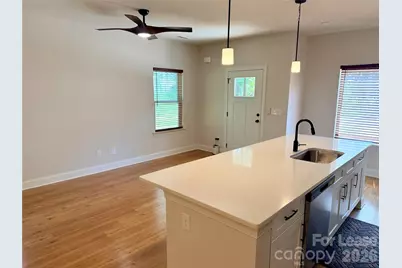 525 N Linwood Avenue, Charlotte, NC 28216 - Photo 11