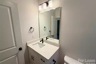 525 N Linwood Ave, Charlotte, NC 28216 - Photo 27