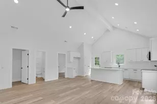 504 N Pine St, Cherryville, NC 28021 - Photo 5