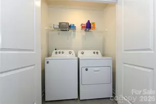 6005 Guildford Hill Ln, Charlotte, NC 28215 - Photo 23