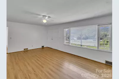 70 Iris Lane, Canton, NC 28716 - Photo 7