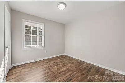 2726 Meadowcliff Drive, Charlotte, NC 28215 - Photo 13