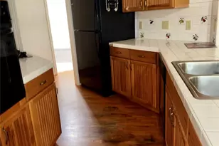 142 Harbor Point Dr, Cherryville, NC 28021 - Photo 7
