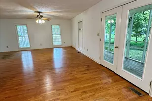 142 Harbor Point Dr, Cherryville, NC 28021 - Photo 5