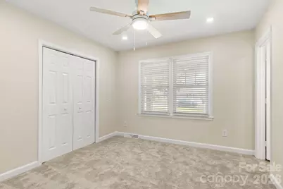 7030 Delta Lake Drive, Charlotte, NC 28215 - Photo 21