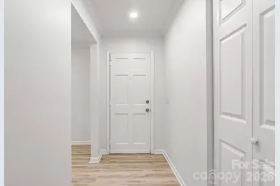 7030 Delta Lake Drive, Charlotte, NC 28215 - Photo 5