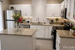 5616 Prescott Ct, Charlotte, NC 28269 - Photo 3