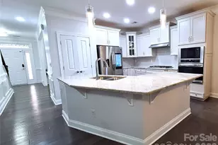 8207 Shady Pond Dr, Charlotte, NC 28227 - Photo 9