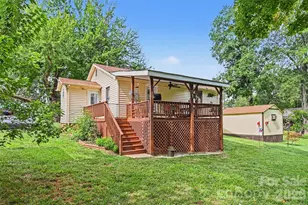 3748 Camp Stewart Rd, Charlotte, NC 28215 - Photo 21