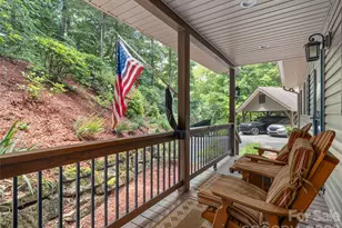 39 Maplewood Dr, Maggie Valley, NC 28751 - Photo 5