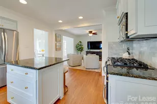 3221 Sunset Dr, Charlotte, NC 28209 - Photo 19