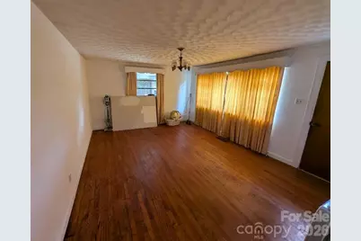 4835 Salisbury Street, Hickory, NC 28601 - Photo 7