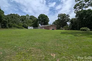 4835 Salisbury St, Hickory, NC 28601 - Photo 3
