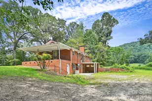 720 Mergans Ln, Hendersonville, NC 28791 - Photo 5
