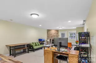 3311 Sandy Dr, Hendersonville, NC 28792 - Photo 15