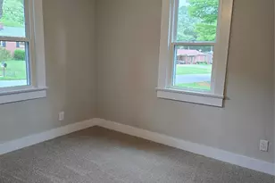 1729 Lakeview Dr, Statesville, NC 28677 - Photo 19