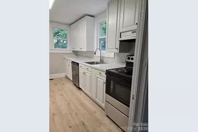 1729 Lakeview Drive, Statesville, NC 28677 - Photo 5