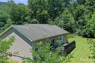 1470 Bear Creek Rd, Bakersville, NC 28705 - Photo 27