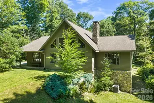 126 Rock Ledge Ln, Sugar Mountain, NC 28604 - Photo 3