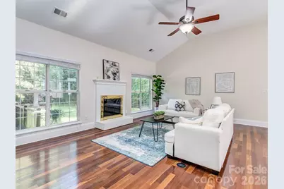 7024 Passeres Court, Charlotte, NC 28215 - Photo 11