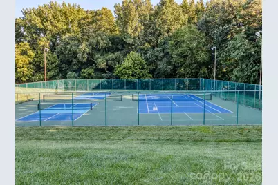 7024 Passeres Court, Charlotte, NC 28215 - Photo 27
