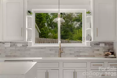10 Springdale Road, Asheville, NC 28805 - Photo 17