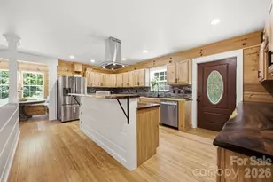17 Northside Dr, Asheville, NC 28804 - Photo 13