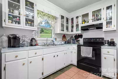 5149 Bloomfield Estate, Granite Falls, NC 28630 - Photo 5