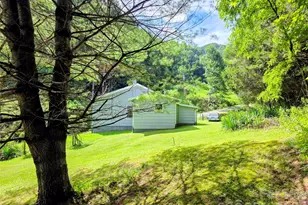 98 Will Wilson Rd, Burnsville, NC 28714 - Photo 5