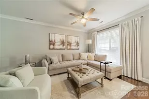 419 Hurston Circle, Charlotte, NC 28208 - Photo 3