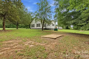 192 Flower House Loop, Troutman, NC 28166 - Photo 5