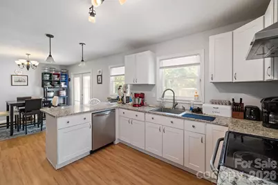 525 Kelly Avenue, Mooresville, NC 28115 - Photo 5
