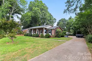 3234 Gardner Park Dr, Gastonia, NC 28054 - Photo 7