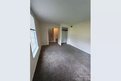 137 Sleepy Hollow Road, Charlotte, NC 28217 - Photo 3