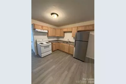 137 Sleepy Hollow Road, Charlotte, NC 28217 - Photo 5