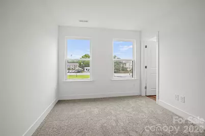 1009 Revival Row, Charlotte, NC 28208 - Photo 25