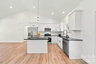 1694 Parsonage Ln, Newton, NC 28658 - Photo 5