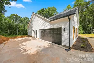 1694 Parsonage Ln, Newton, NC 28658 - Photo 21