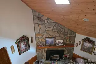 225 White Oak Rd, Burnsville, NC 28714 - Photo 11