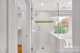 1210 Mendenhall Ct, Charlotte, NC 28211 - Photo 23