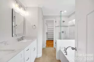 1210 Mendenhall Ct, Charlotte, NC 28211 - Photo 17