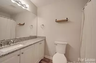 1052 Churchill Downs Ct, Charlotte, NC 28211 - Photo 27